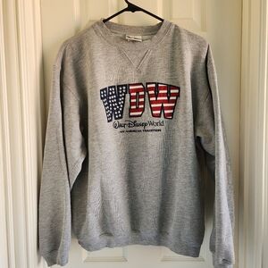 Vintage Disney World Crewneck Oversized Embroidered Mickey American Flag Size M